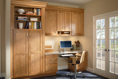 huntington-maple-desk-cabinetry-design